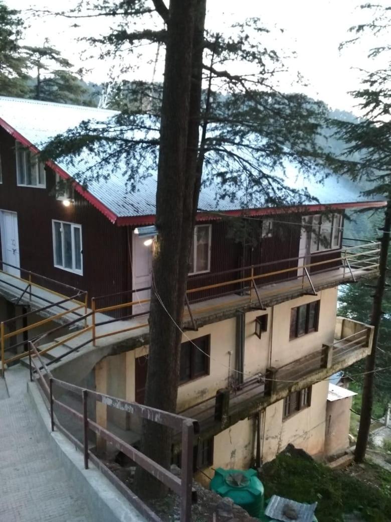 Huts Hotel Patnitop Eksteriør billede